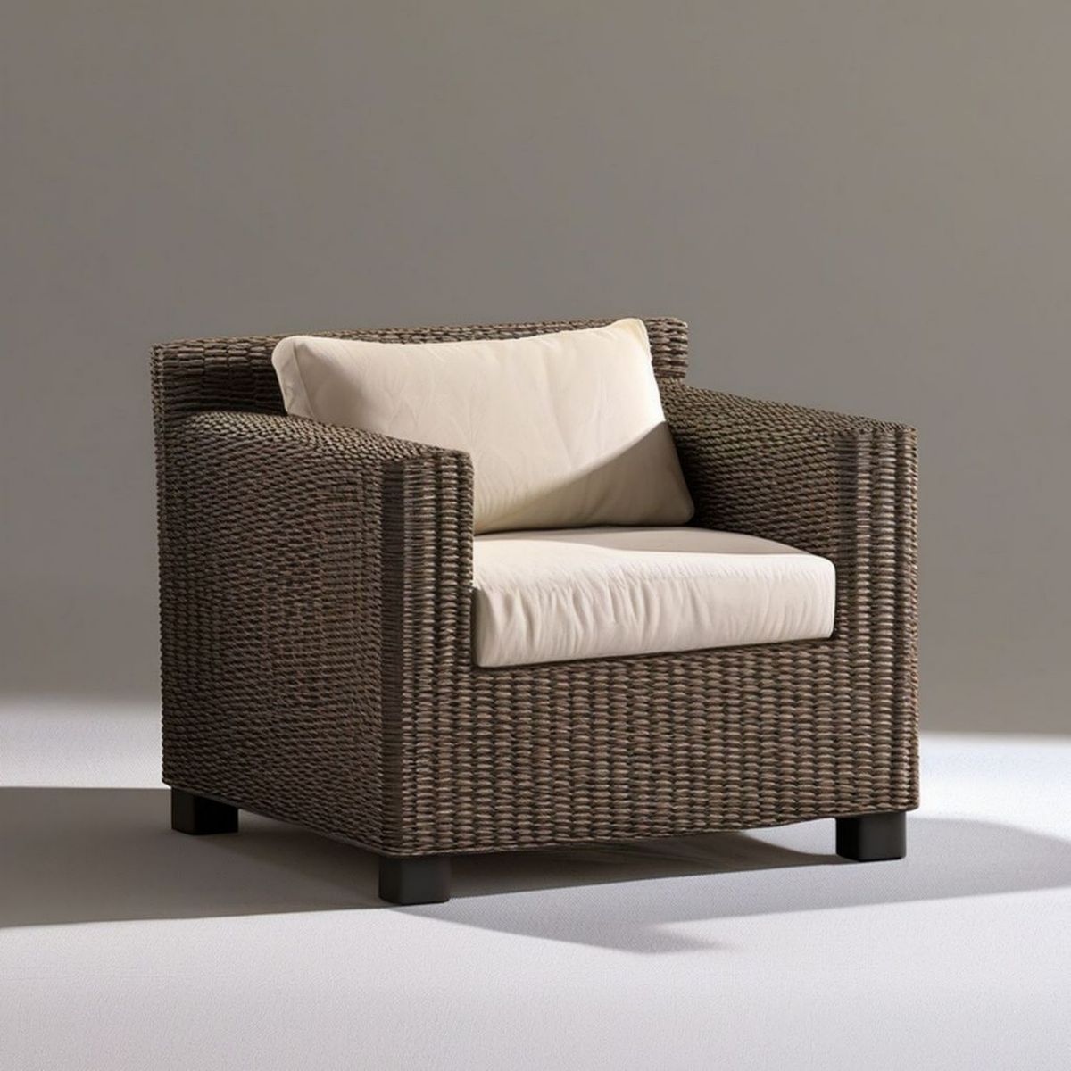 PE-Rattan-Loungesessel mit Kissen, 82 x 85 x 75 cm, Braun/Creme/Schwarz